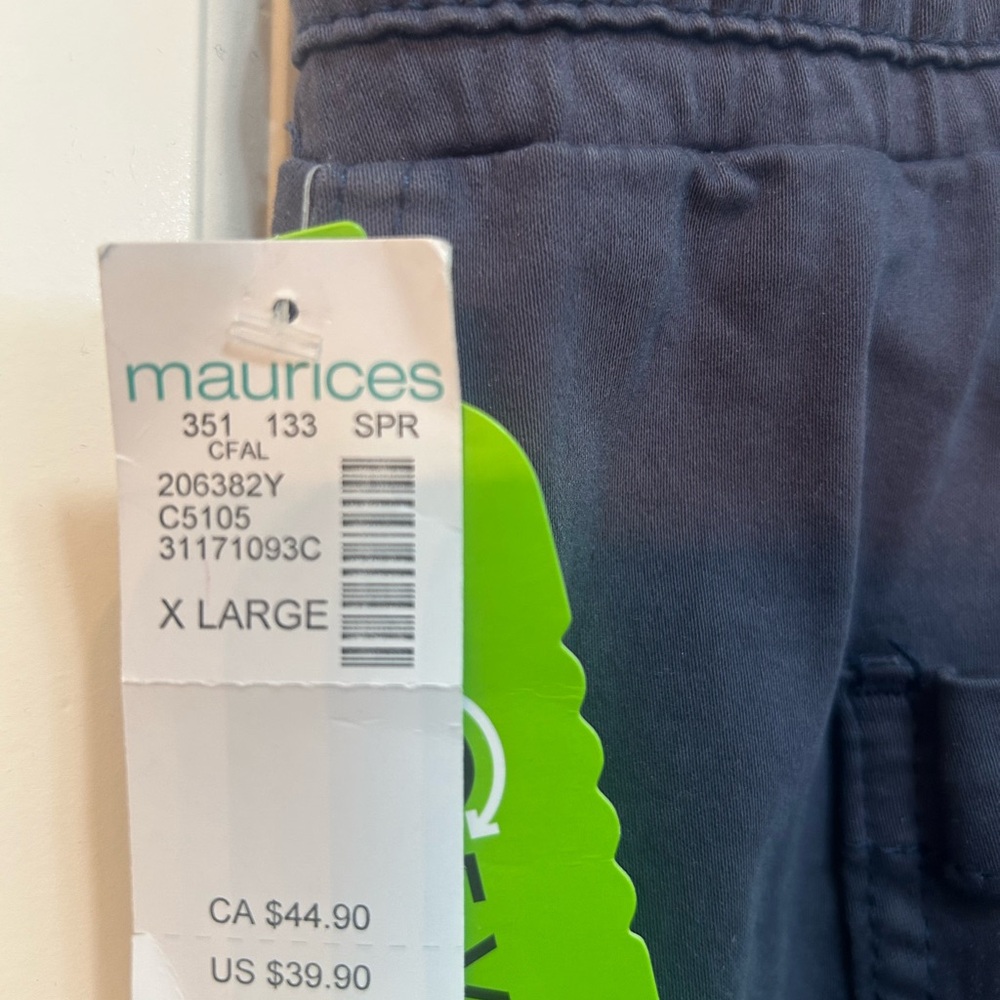 Maurices Blue XL Weekender Cargo Pants with Matching XXL U-Line Scoop Neck Top - Picture 6 of 13
